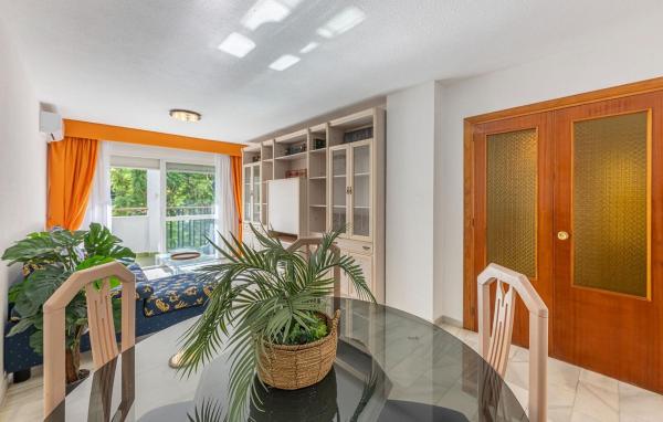 Venta de piso en Piso en Calle Romería del Rocío, Centro Ciudad, Fuengirola, Fuengirola
 photo 3