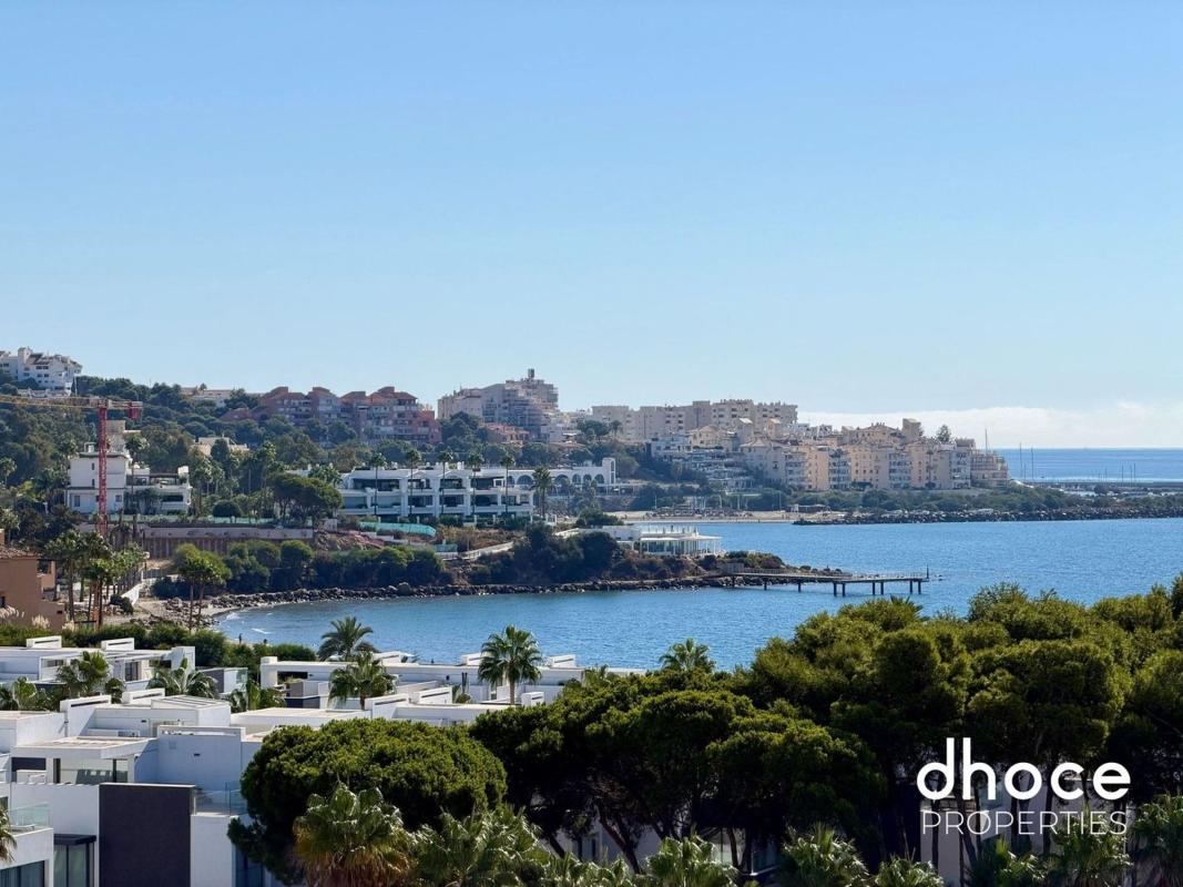 Sprzedaż mieszkania w Piso en Bahia De Estepona, Guadalobón, Estepona, Estepona
photo 5