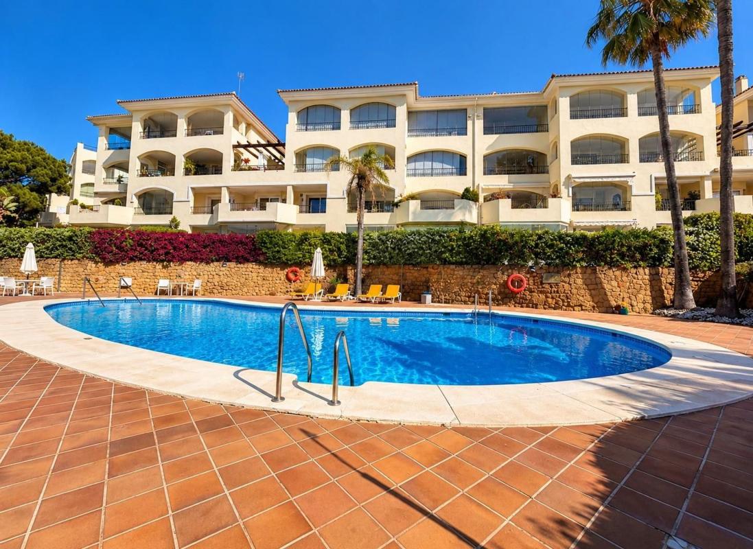 Venta de ático en Ático en Avenida de las Cumbres, Green Hills - Las Cumbres de Elviria, Marbella, Marbella photo 2