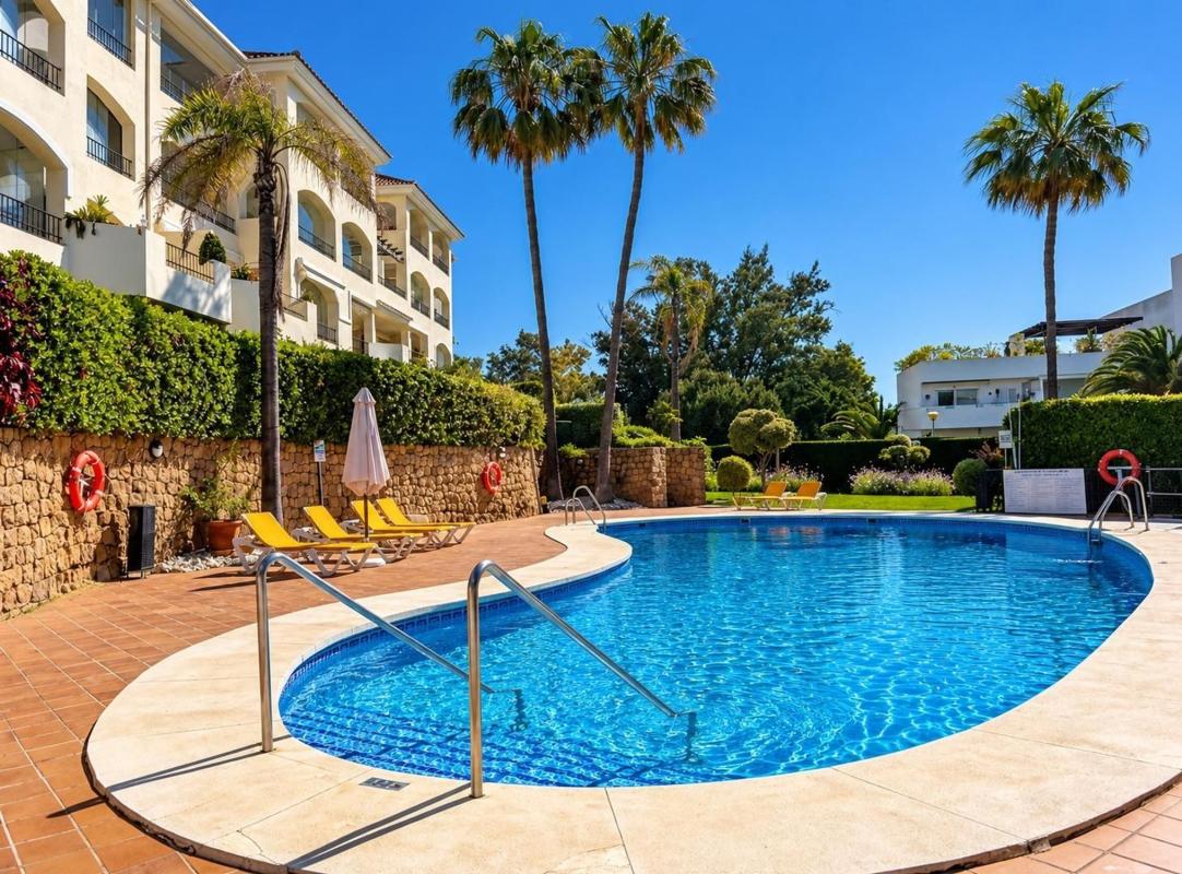 Venta de ático en Ático en Avenida de las Cumbres, Green Hills - Las Cumbres de Elviria, Marbella, Marbella photo 3