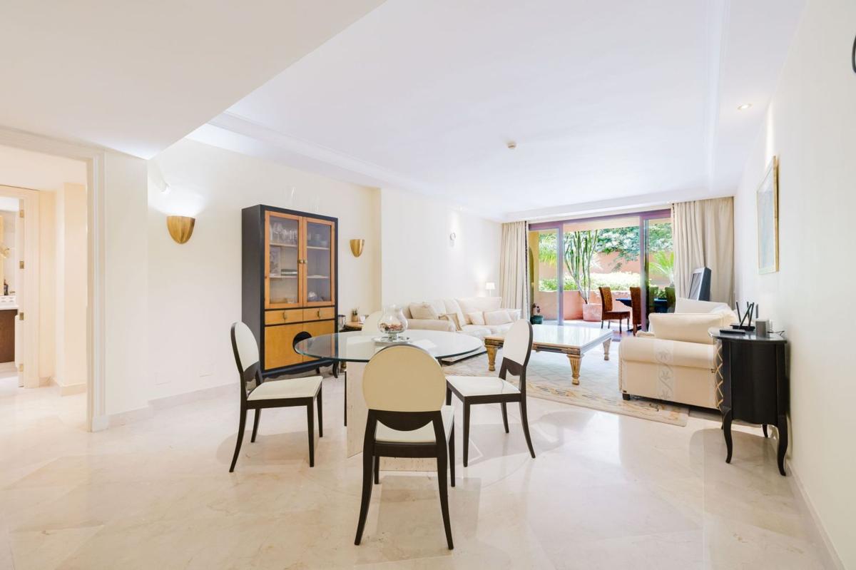 Venta de piso en Piso en Carretera de Cádiz, 159 Km, Kempinski, Estepona, Estepona
photo 3