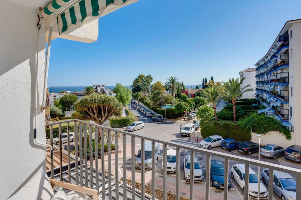 Sale of apartment in Piso en Avenida Huerta Belón, 42, Huerta Belón-Calvario, Marbella, Marbella
 photo 2