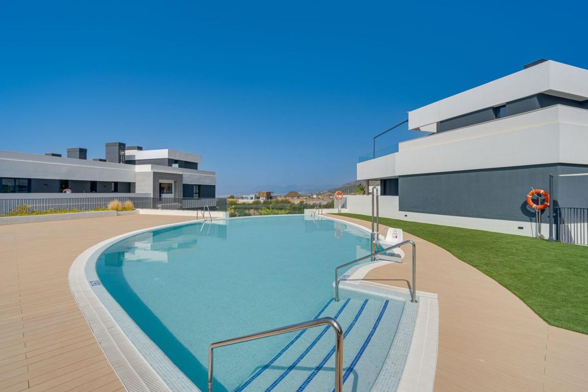 Venta de piso en Piso en Lugar Urbanizacion Altos de los Monteros, 2 b, Alto de los Monteros, Marbella, Marbella
photo 1