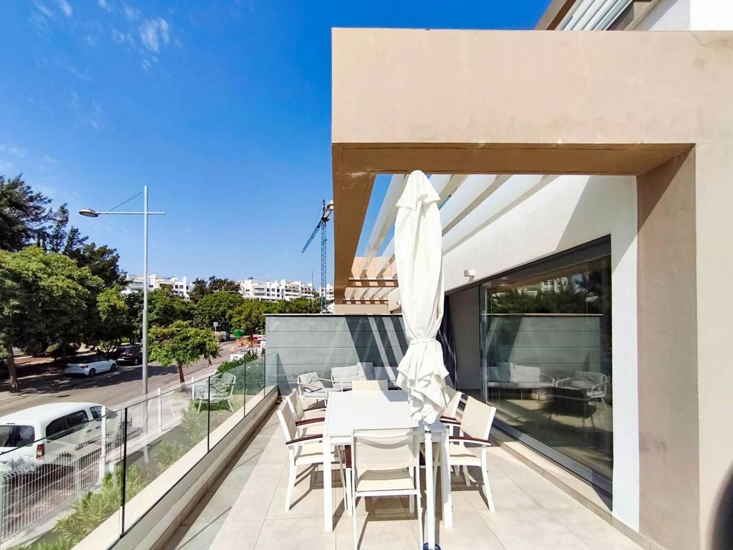 Venta de piso en Piso en Huerta Nueva, Estepona, Estepona
photo 4