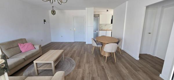 Penthouse for sale at Ático en Loma de los Riscos, Torremolinos, Torremolinos thumbnail 2