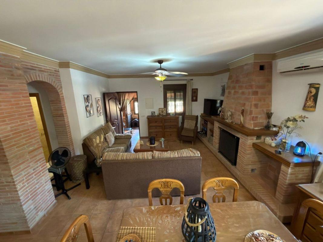 Properties for sale and rent in Spain photo 4