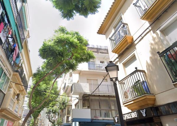 Venta de piso en Piso en Calle Francisco Cano, Playa de los Boliches, Fuengirola, Fuengirola
thumbnail 2