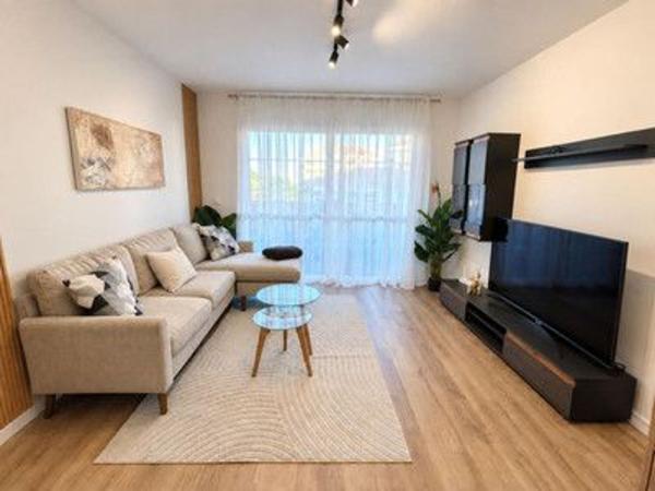 Venta de piso en Piso en Calle Espinosa, 3, San Luis de Sabinillas, Manilva, Manilva
thumbnail 2
