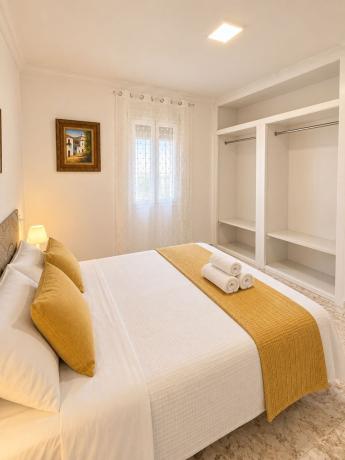 Casa o chalet independiente en Calle Ruiz Borrego, 1, Martiricos - La Roca, Málaga thumbnail 3