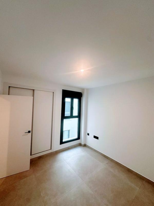Venta de piso en Piso en Calle San Rafael, 2, Zona Puerto Deportivo, Fuengirola, Fuengirola
photo 5