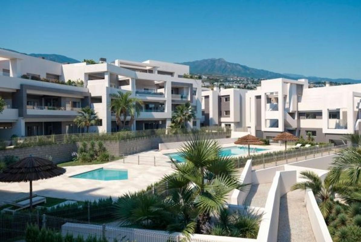 Продажа квартиры на Piso en Calle Lima, La Concha-Resina Golf, Estepona, Эстепона
photo 5