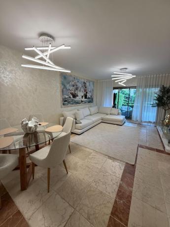 Venta de piso en Piso en Calle Pico Alcazaba, 3 Pm, Benatalaya, Estepona, Estepona
 photo 3