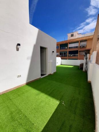 Продажа квартиры на Piso en Diego De Vergara, Los Castillejos - La Trinidad, Málaga, Малага
thumbnail 2