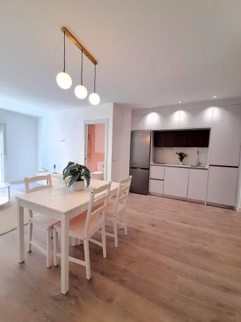 Продажа квартиры на Piso en Diego De Vergara, Los Castillejos - La Trinidad, Málaga, Малага
thumbnail 3