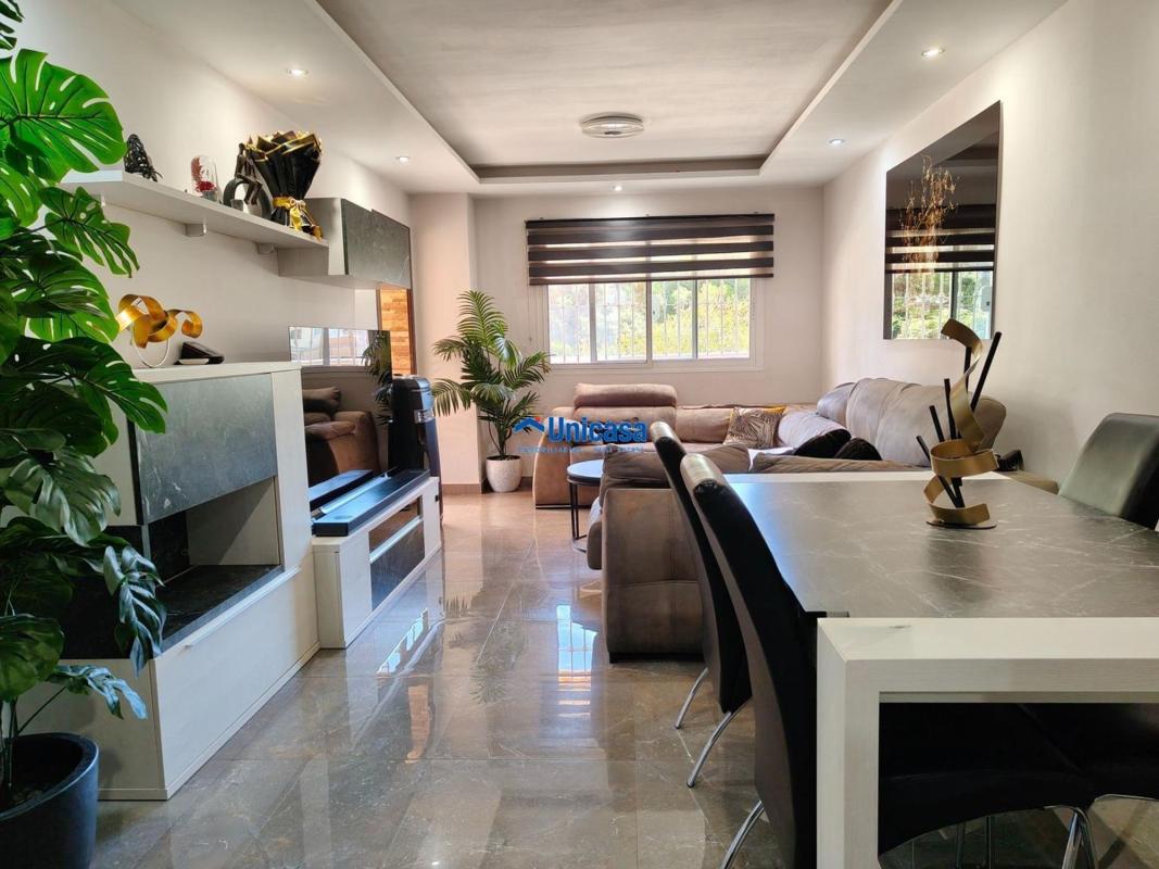 Продажа квартиры на Piso en Calle Mercedes Llopart, El Consul - El Romeral, Málaga, Малага
 photo 5