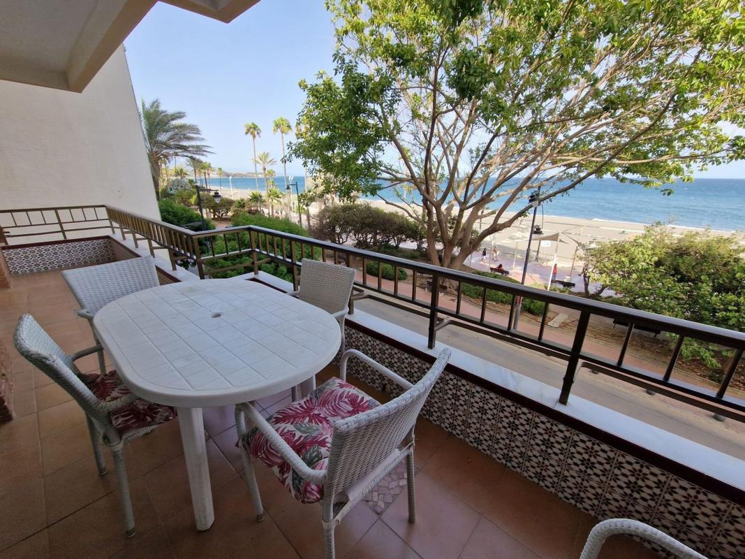 Venta de piso en Piso en Calle Ancla, 2, Puerto de Estepona, Estepona, Estepona
photo 2