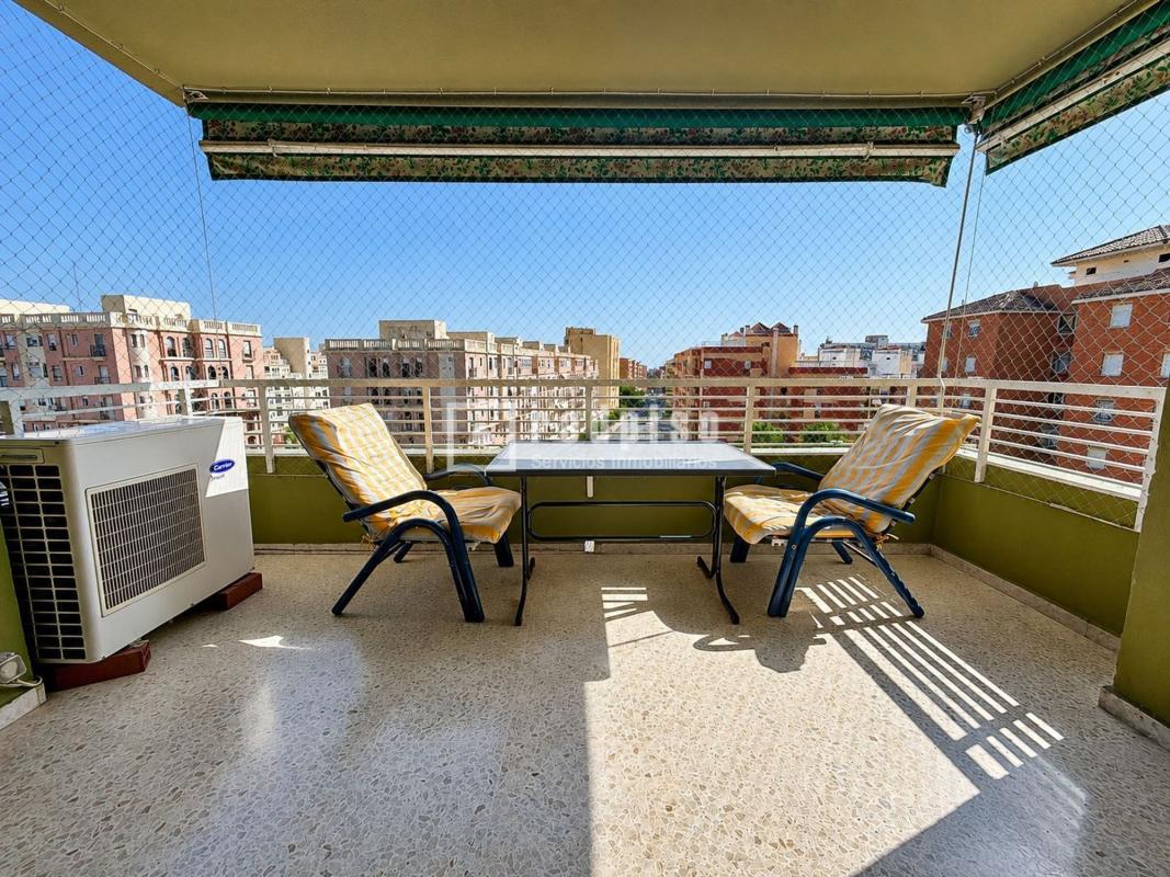 Venta de piso en Piso en Avenida de Sorolla, Ayuntamiento, Torremolinos, Torremolinos
photo 2