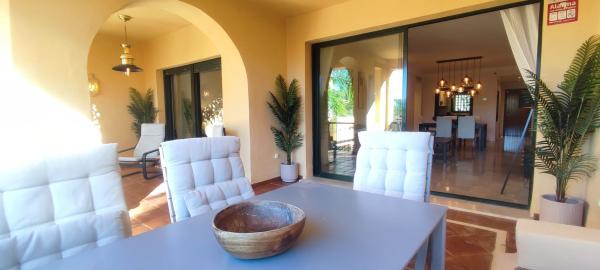 Venta de piso en Piso en Urbanización el campanario, 25, Nueva Atalaya, Estepona, Estepona
 photo 4