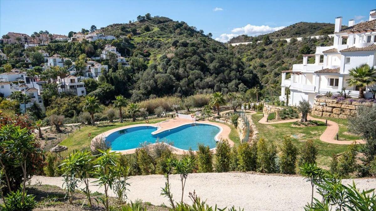 Venta de piso en Piso en Urbanizacion n Andalucia j, Los Naranjos, Marbella, Marbella
 photo 2