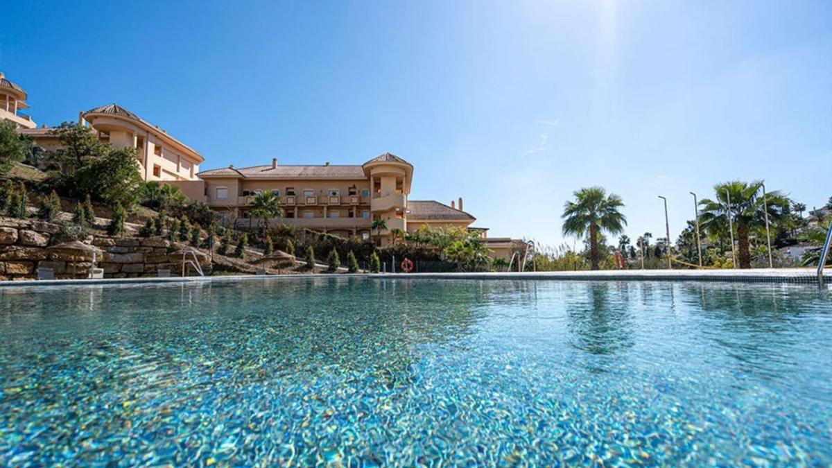 Venta de piso en Piso en Urbanizacion n Andalucia j, Los Naranjos, Marbella, Marbella
 photo 4
