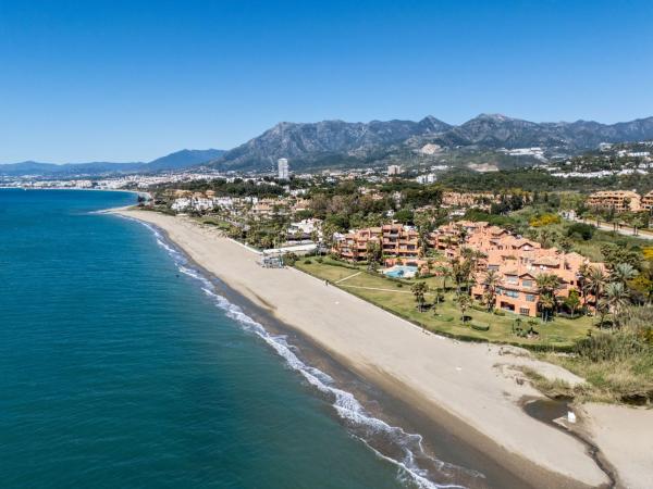 Duplex na sprzedaż w Dúplex en Urbanizacion la Reserva de los Monteros, 24, Bahía de Marbella, Marbella, Marbella photo 1