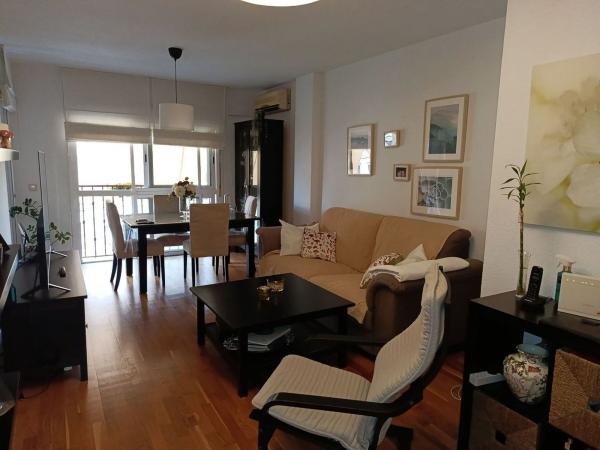 Venta de piso en Piso en Calle Almería, El Palo, Málaga, Málaga
thumbnail 3