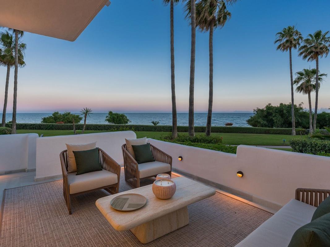 Продажа квартиры на Piso en Alcazaba Beach s/n, Punta Plata, Estepona, Эстепона
photo 3