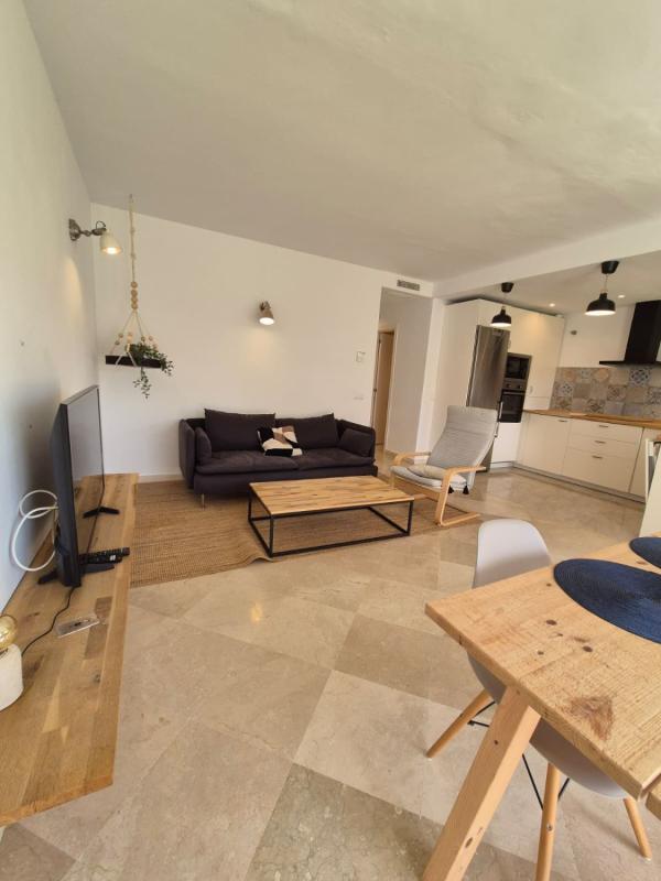 Venta de piso en Piso en Nueva Andalucía, Marbella, Marbella
photo 3