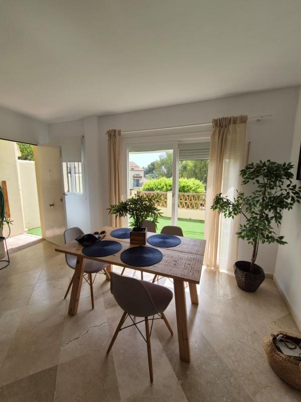 Venta de piso en Piso en Nueva Andalucía, Marbella, Marbella
photo 4