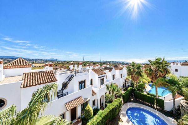 Chalet adosado en Urbanizacion Santa Maria, Valle Romano Golf, Estepona photo 1