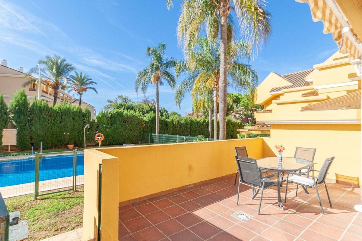 Venta de piso en Piso en Avenida de Las Antillas, Romana Playa, Marbella, Marbella
photo 2