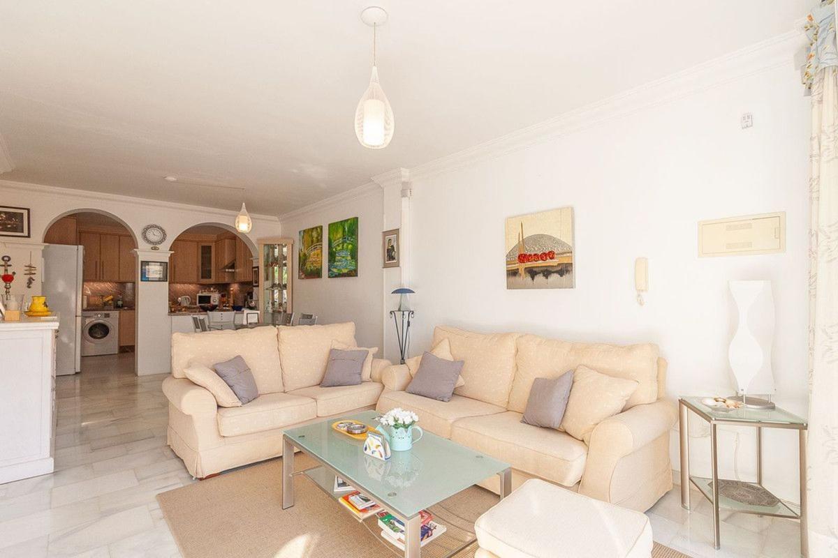 Venta de piso en Piso en Avenida de Las Antillas, Romana Playa, Marbella, Marbella
photo 4