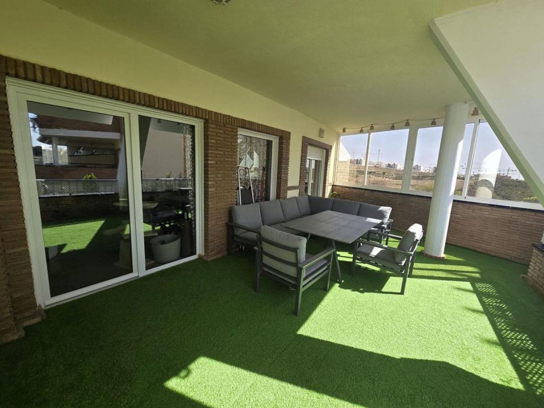 Продажа квартиры на Piso en Calle Sergio Garcia, Riviera del Sol, Mijas, Михас
photo 1