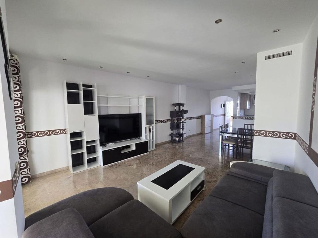 Продажа квартиры на Piso en Calle Sergio Garcia, Riviera del Sol, Mijas, Михас
photo 5