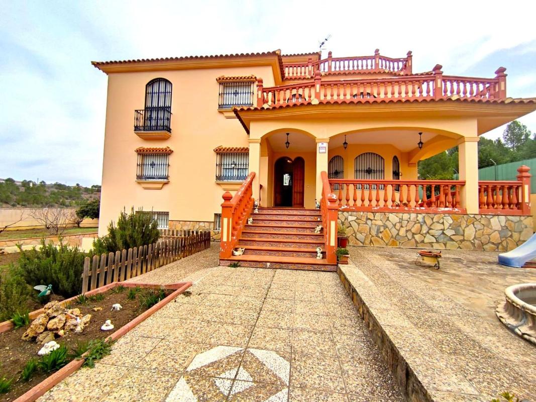 Properties for sale and rent in Spain photo 2