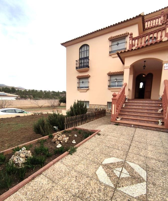 Properties for sale and rent in Spain photo 4
