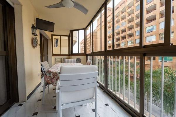 Venta de piso en Piso en Calle Martínez Catena, 7, Zona Puerto Deportivo, Fuengirola, Fuengirola
photo 1