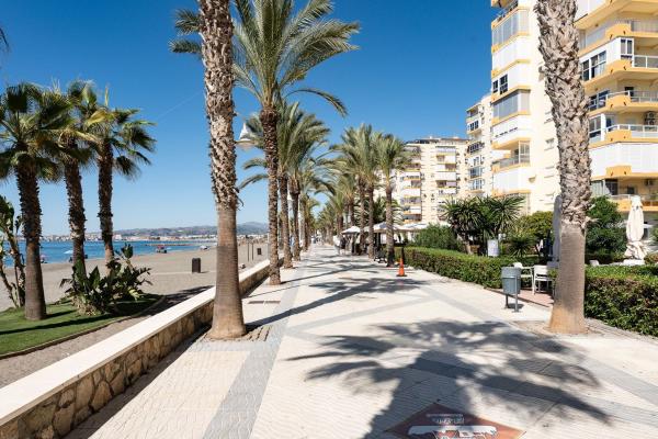 Sprzedaż mieszkania w Piso en Avenida de Andalucía, 39, Caleta de Velez, Vélez-Malaga, Vélez-Málaga
thumbnail 3