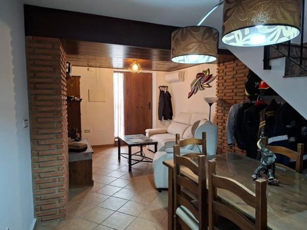 Chalet adosado en Alora photo 3