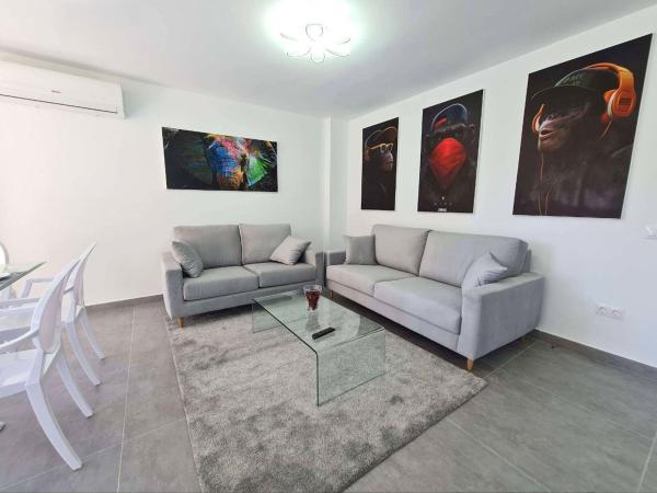 Venta de piso en Piso en Avenida de Sorolla, Ayuntamiento, Torremolinos, Torremolinos
thumbnail 3