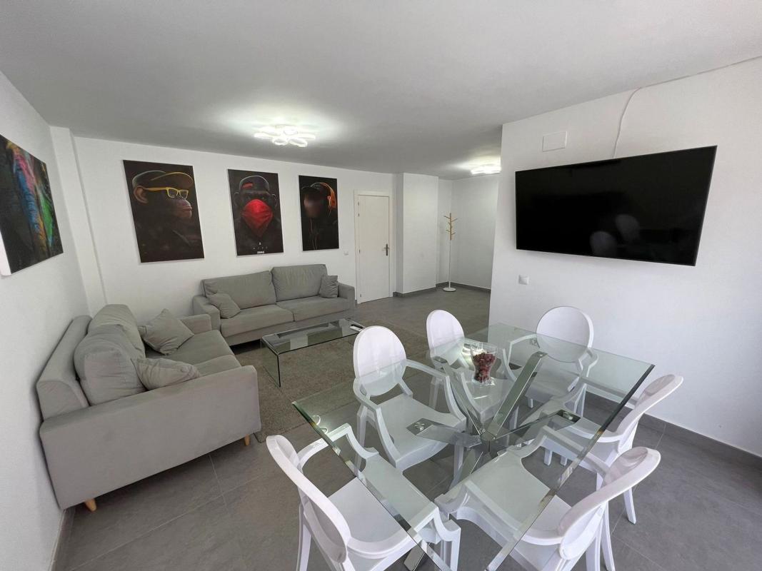 Venta de piso en Piso en Avenida de Sorolla, Ayuntamiento, Torremolinos, Torremolinos
 photo 4