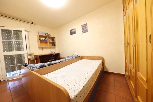 Venta de piso en Piso en Calle Hermanos Galan Casero, 13, Los Boliches, Fuengirola, Fuengirola
 photo 4