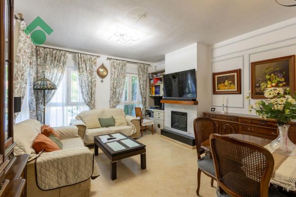 Chalet adosado en Avenida del Sol, El Tomillar, Vélez-Malaga photo 1