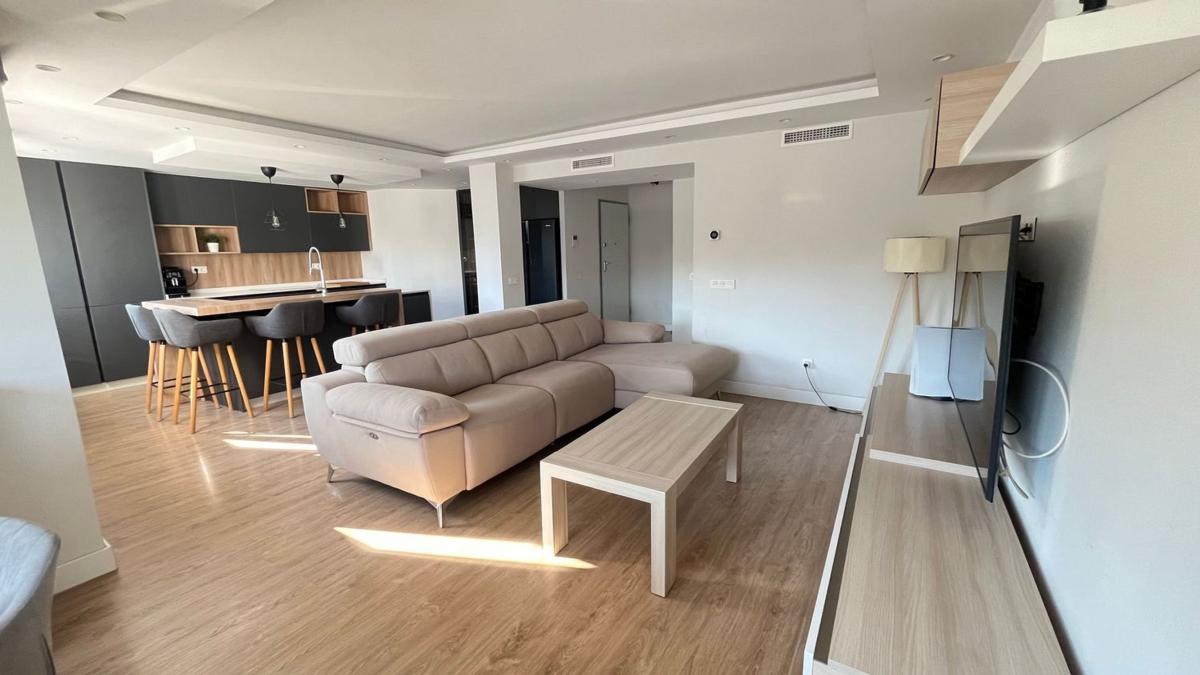 Продажа пентхауса на Ático en Calle Maestro Tomás Bretón, 2, El Cuartón - Heliomar, Málaga, Малага photo 5