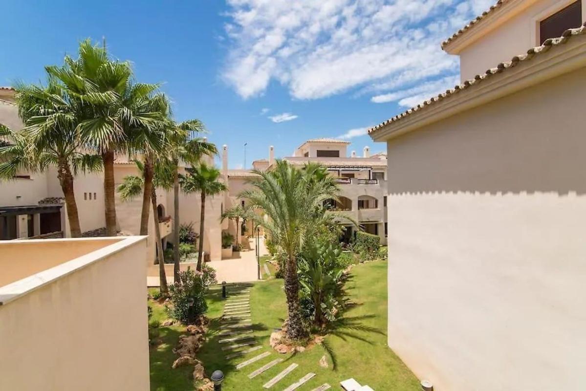 Venta de piso en Piso en La Medina de Banus, 18 CalledelasAdelfas, Nueva Andalucía, Marbella, Marbella
photo 5