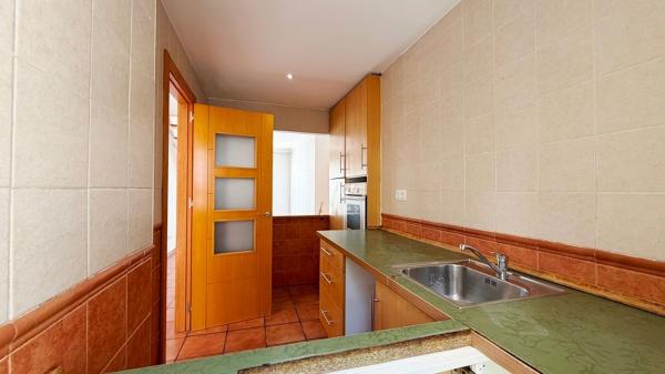 Venta de piso en Piso en Avenida Ortega y Gasset s/n, Polígonos - Recinto Ferial, Málaga, Málaga
thumbnail 3