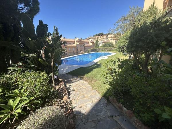 Venta de piso en Piso en Calle Huelva de Calahonda, Sitio de Calahonda, Mijas, Mijas
photo 1