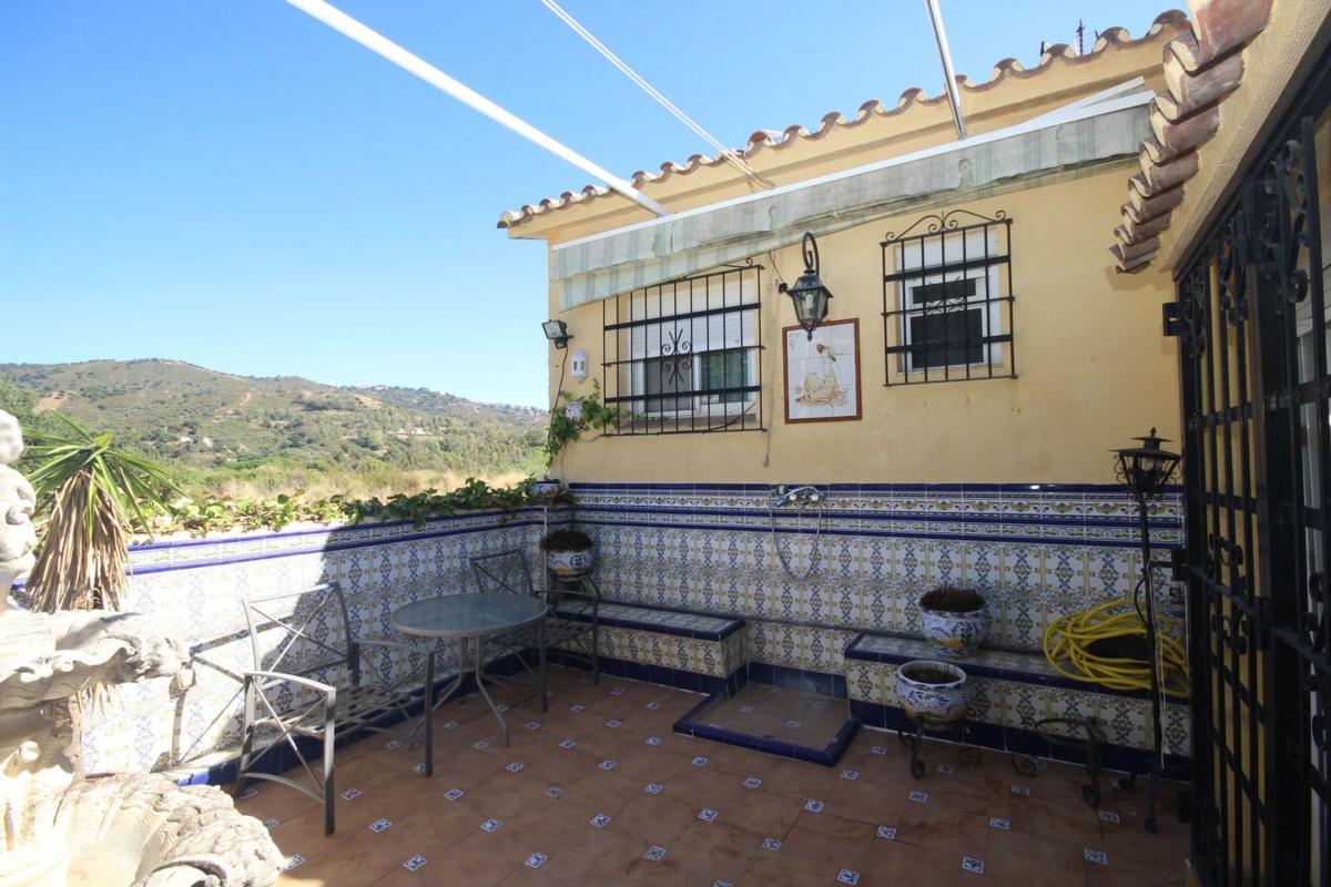 Propiedades en venta y alquiler en España photo 4