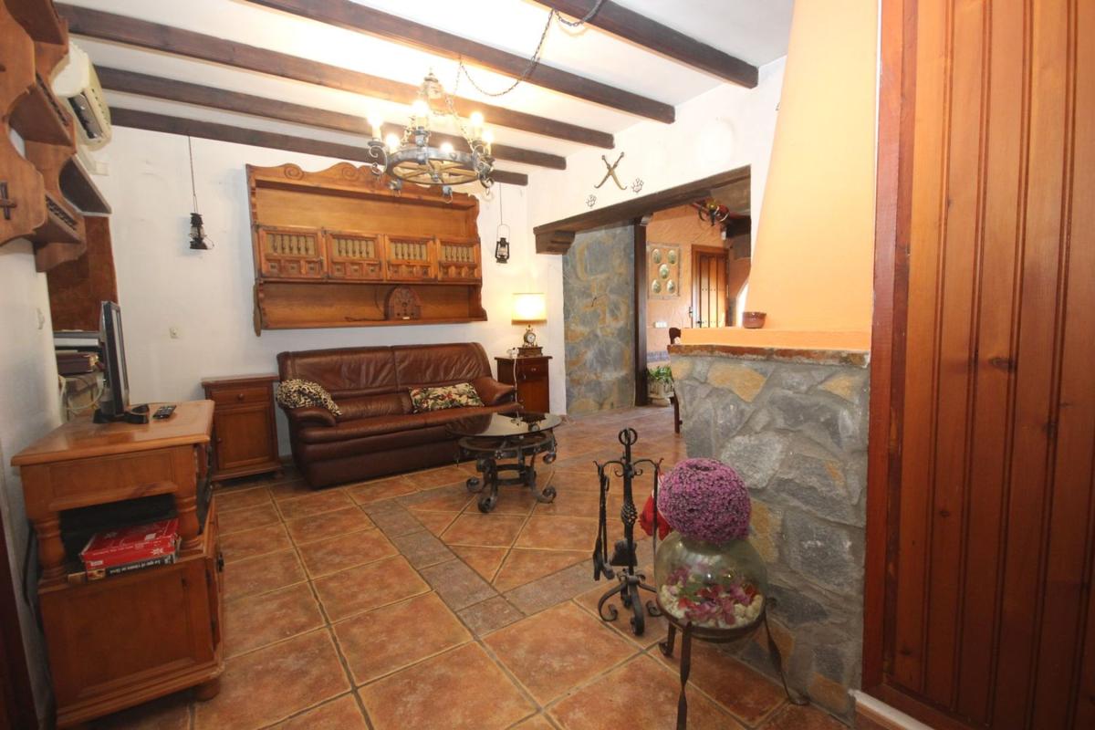 Propiedades en venta y alquiler en España photo 5