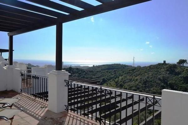 Venta de piso en Piso en Alto de los Monteros, Marbella, Marbella
thumbnail 2